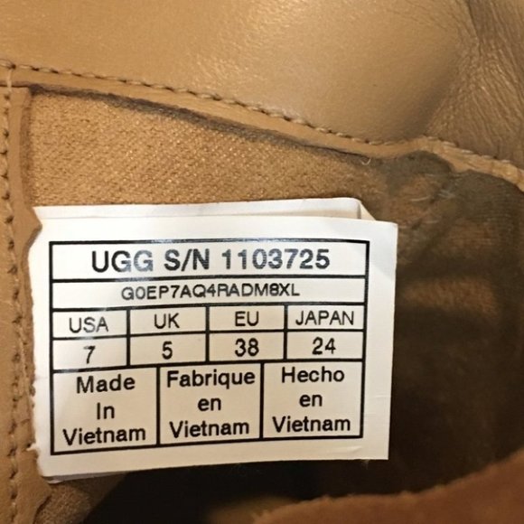 NEW Women’s UGG Aureo II Suede Bootie - Picture 7 of 10